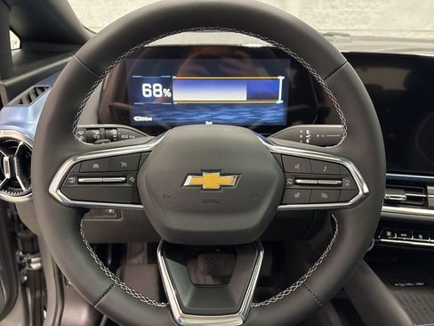 New 2026 Chevrolet Equinox EV LT w/ Convenience Package II AWD/4WD image 23