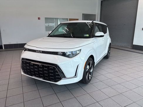 Used 2025 Kia Soul GT-Line image 3