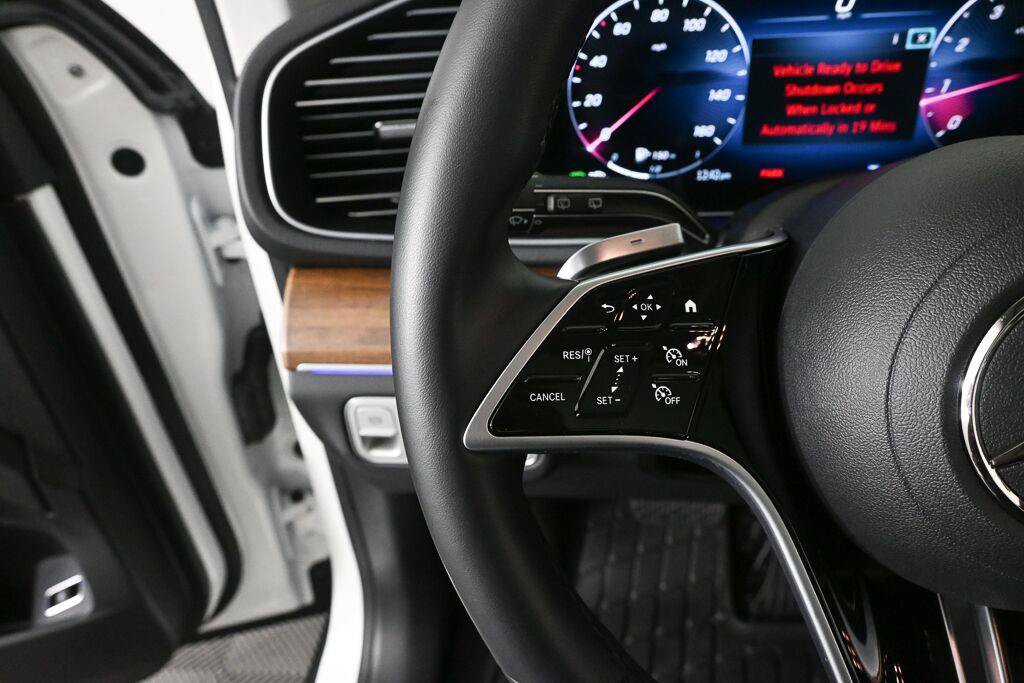 Certified 2025 Mercedes-Benz GLE 350 4MATIC image 10