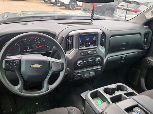 Used 2024 Chevrolet Silverado 2500 Custom w/ Custom Value Package AWD/4WD image 13