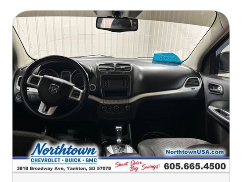 Used 2017 Dodge Journey Crossroad FWD image 21
