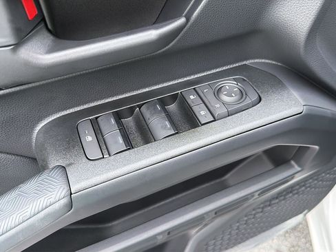 New 2026 Toyota 4Runner SR5 AWD/4WD image 30