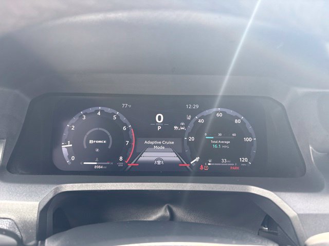 Used 2025 Toyota Tacoma TRD Sport AWD/4WD image 16