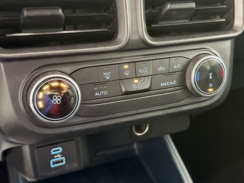 Used 2022 Ford Maverick XL FWD image 18