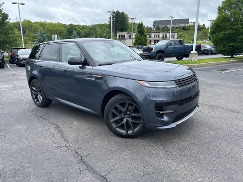 Used 2024 Land Rover Range Rover Sport Dynamic SE AWD/4WD image 7