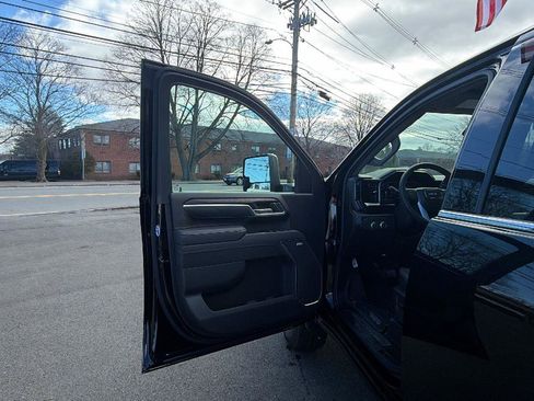 New 2026 GMC Sierra 2500 SLT w/ SLT Convenience Package image 12