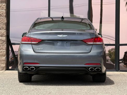 Used 2015 Hyundai Genesis 5.0 RWD image 10