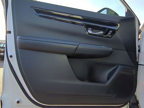 Certified 2026 Honda CR-V Sport Touring image 14