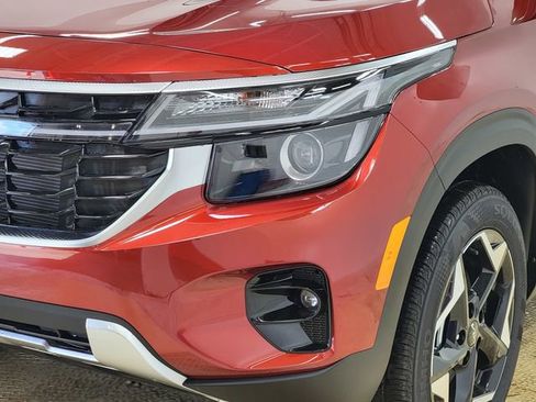 New 2026 Kia Seltos S image 12