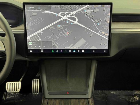 Used 2023 Tesla Model X image 21