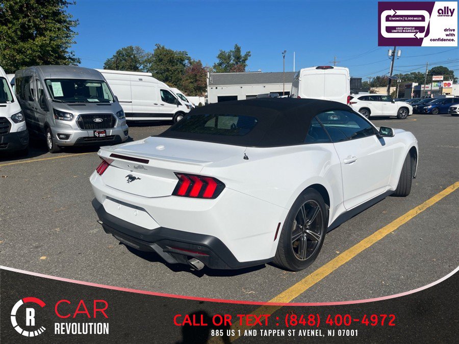 Used 2025 Ford Mustang Premium RWD image 8