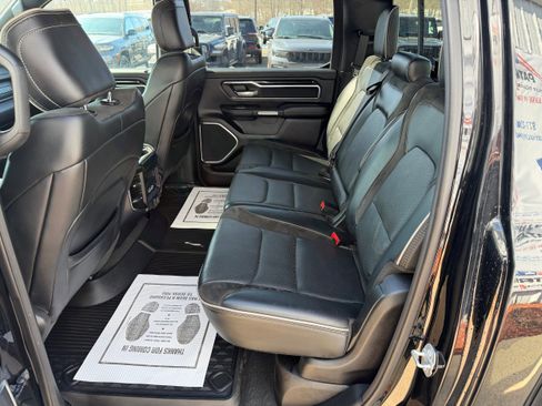 Used 2019 RAM 1500 Laramie image 6