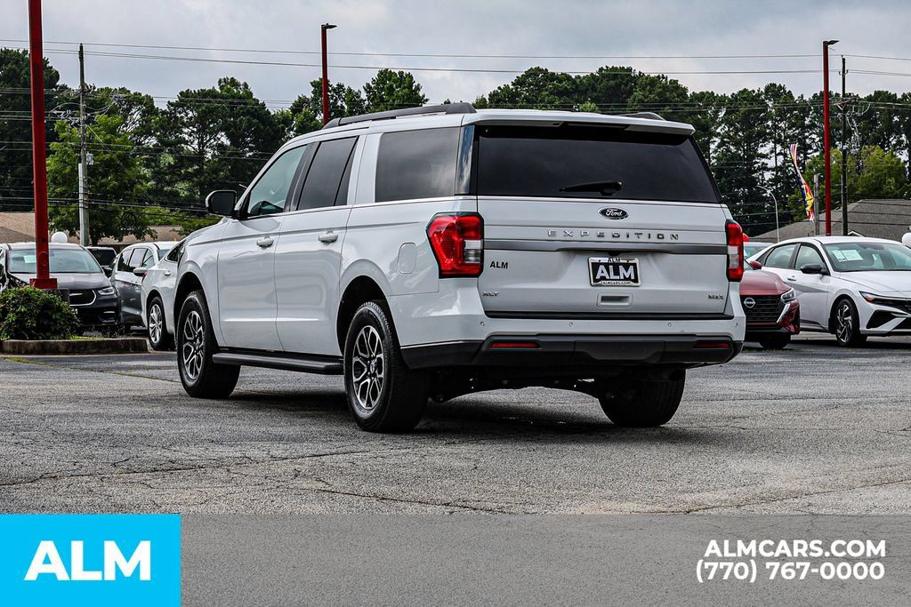 Used 2024 Ford Expedition Max XLT RWD image 6