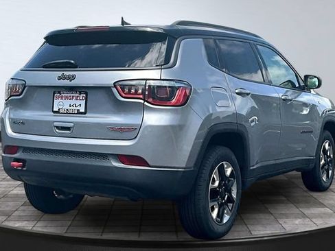 Used 2017 Jeep Compass Trailhawk w/ Leather Interior Group AWD/4WD image 6