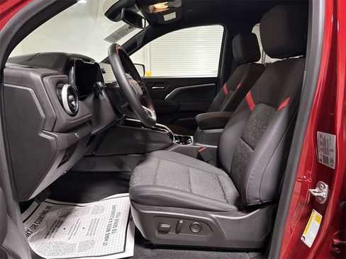 Used 2024 Chevrolet Colorado Z71 w/ Z71 Convenience Package 2 image 19