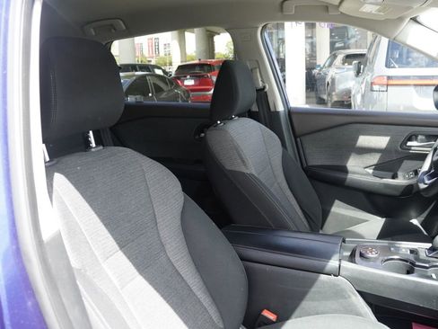 Certified 2023 Nissan Rogue SV AWD/4WD image 18