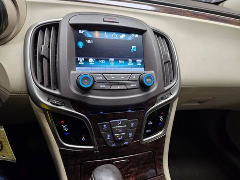 Used 2016 Buick LaCrosse FWD image 23