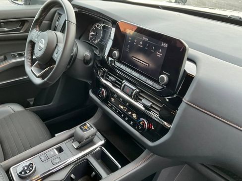 Certified 2024 Nissan Pathfinder Rock Creek image 9