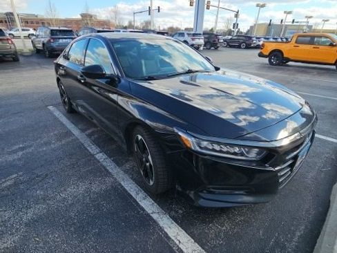 Used 2020 Honda Accord Sport image 3