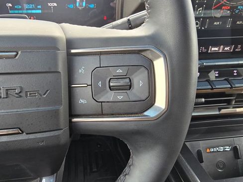 Used 2024 GMC Hummer EV 3X w/ Extreme Off-Road Package image 39