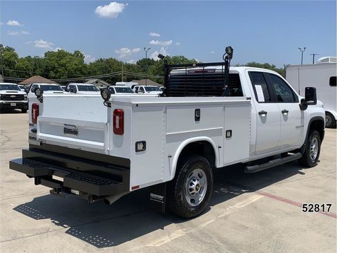Used 2021 Chevrolet Silverado 2500 W/T w/ WT Fleet Convenience Package AWD/4WD image 2