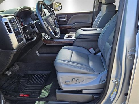 Used 2018 GMC Sierra 1500 SLT w/ SLT Premium Package image 2