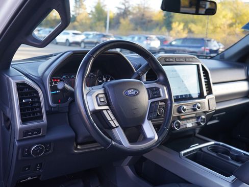 Used 2022 Ford F350 Platinum w/ FX4 Off-Road Package image 19
