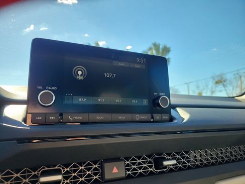 Certified 2025 Honda Accord SE image 29