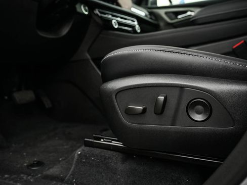 New 2026 Chevrolet Traverse LT w/ Driver Confidence Package image 19