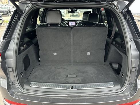 Used 2023 Jeep Grand Cherokee L Overland w/ Luxury Tech Group IV image 31