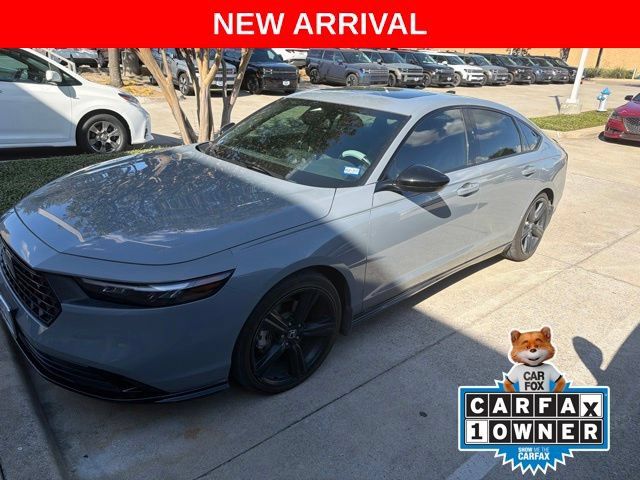 Used 2024 Honda Accord Sport image 1