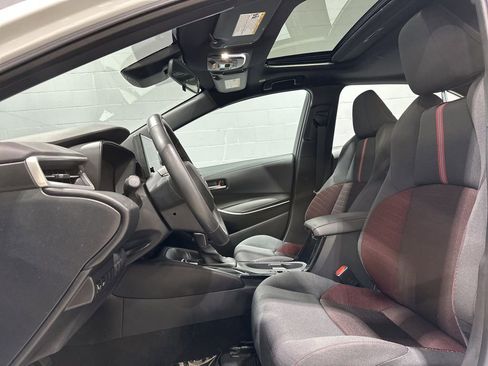 Certified 2023 Toyota Corolla SE w/ SE Premium Package image 12