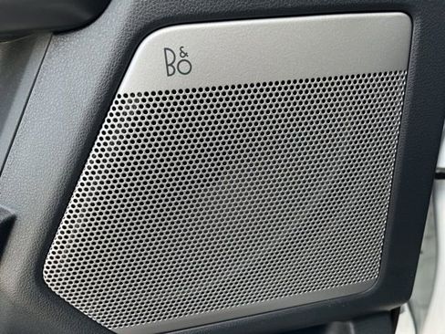 Used 2024 Ford F150 Lariat image 17