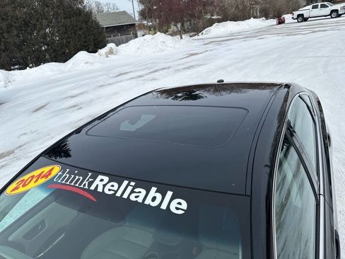 Used 2014 Toyota Avalon XLE 4dr Sedan image 10