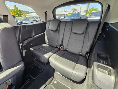 Used 2026 Mercedes-Benz GLS 450 4MATIC image 21