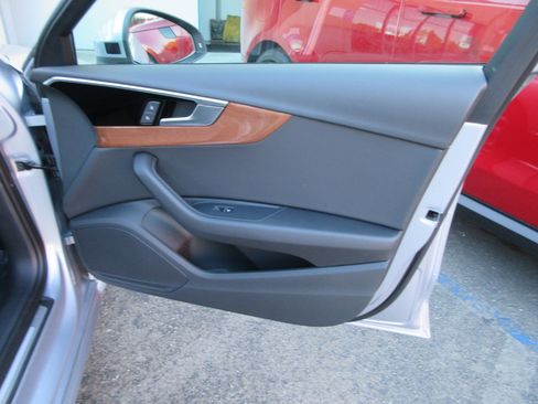 Used 2024 Audi A4 2.0T Premium image 20