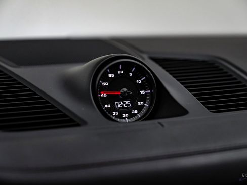 Used 2022 Porsche Cayenne Turbo image 71