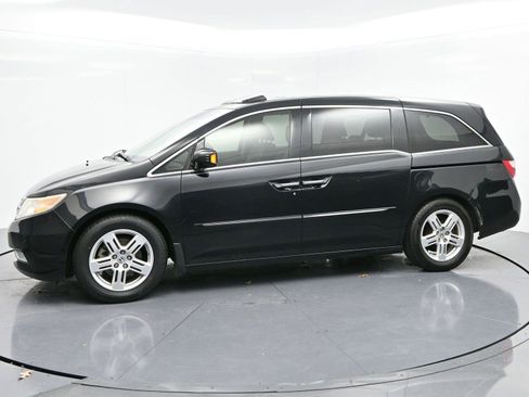 Used 2013 Honda Odyssey Touring image 4
