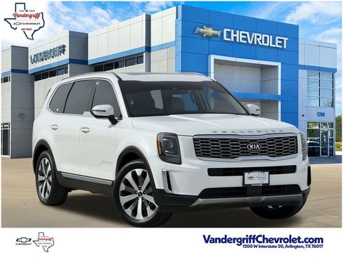 Used 2020 Kia Telluride S w/ S 8 Passenger Seating Package image 1