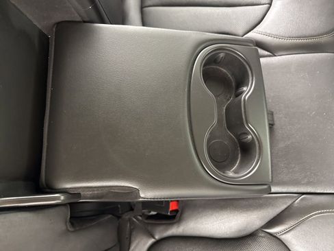 Used 2017 Buick Envision Essence FWD image 38