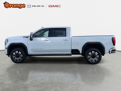 New 2026 GMC Sierra 2500 Denali w/ Denali Reserve Package AWD/4WD image 6
