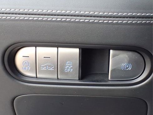 Used 2024 Genesis G90 3.5T image 20