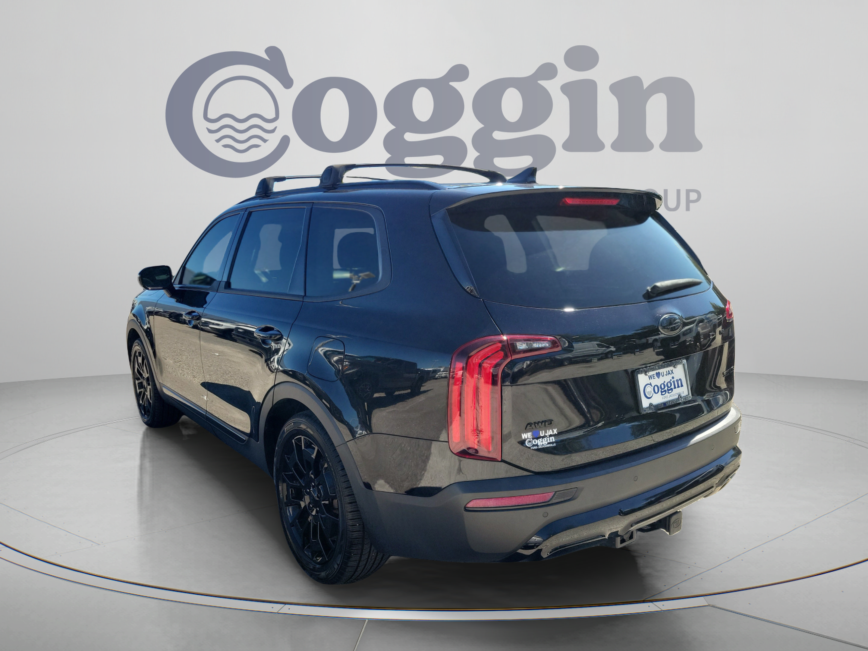 Used 2021 Kia Telluride SX w/ Nightfall Edition Package AWD/4WD image 2