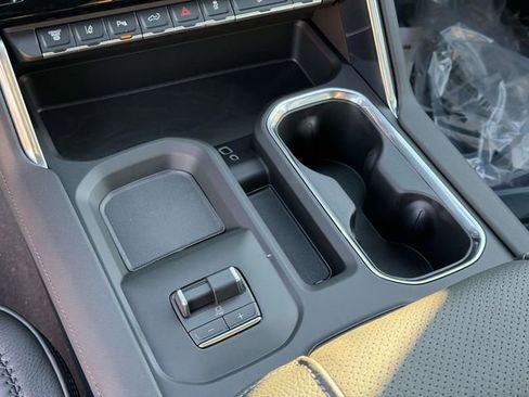 New 2026 GMC Sierra 2500 Denali w/ Denali Reserve Package image 11