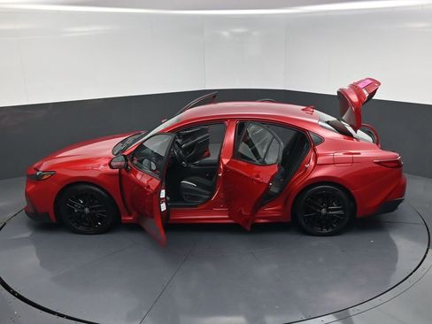 Used 2025 Toyota Camry SE FWD image 22