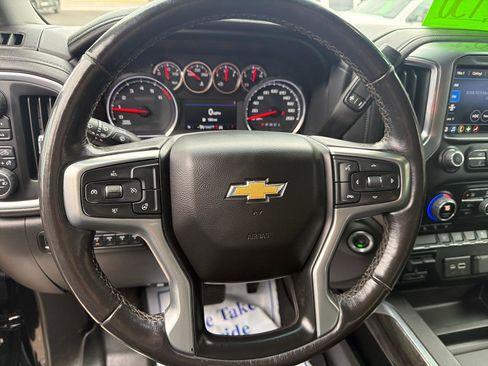 Used 2022 Chevrolet Silverado 3500 LTZ w/ LTZ Convenience Package AWD/4WD image 11