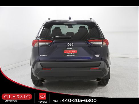 Used 2024 Toyota RAV4 XLE AWD/4WD image 20