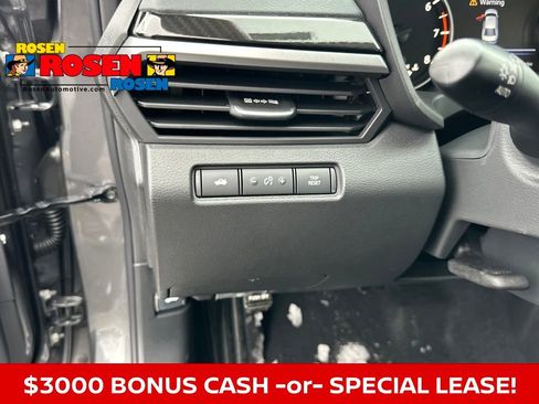 New 2025 Nissan Altima 2.5 SR w/ SR Premium Package image 12