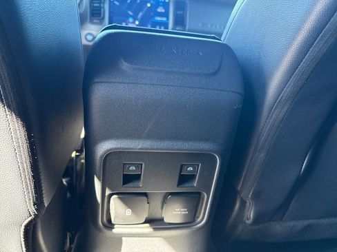 Used 2024 Ford Bronco Wildtrak image 33