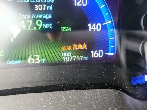 Used 2022 Toyota Corolla LE FWD image 18